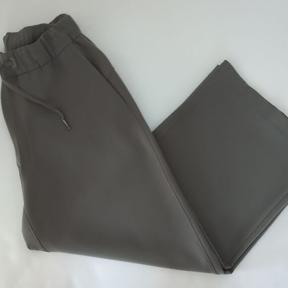 Lululemon On the fly wide leg pant - Picture 5 of 13